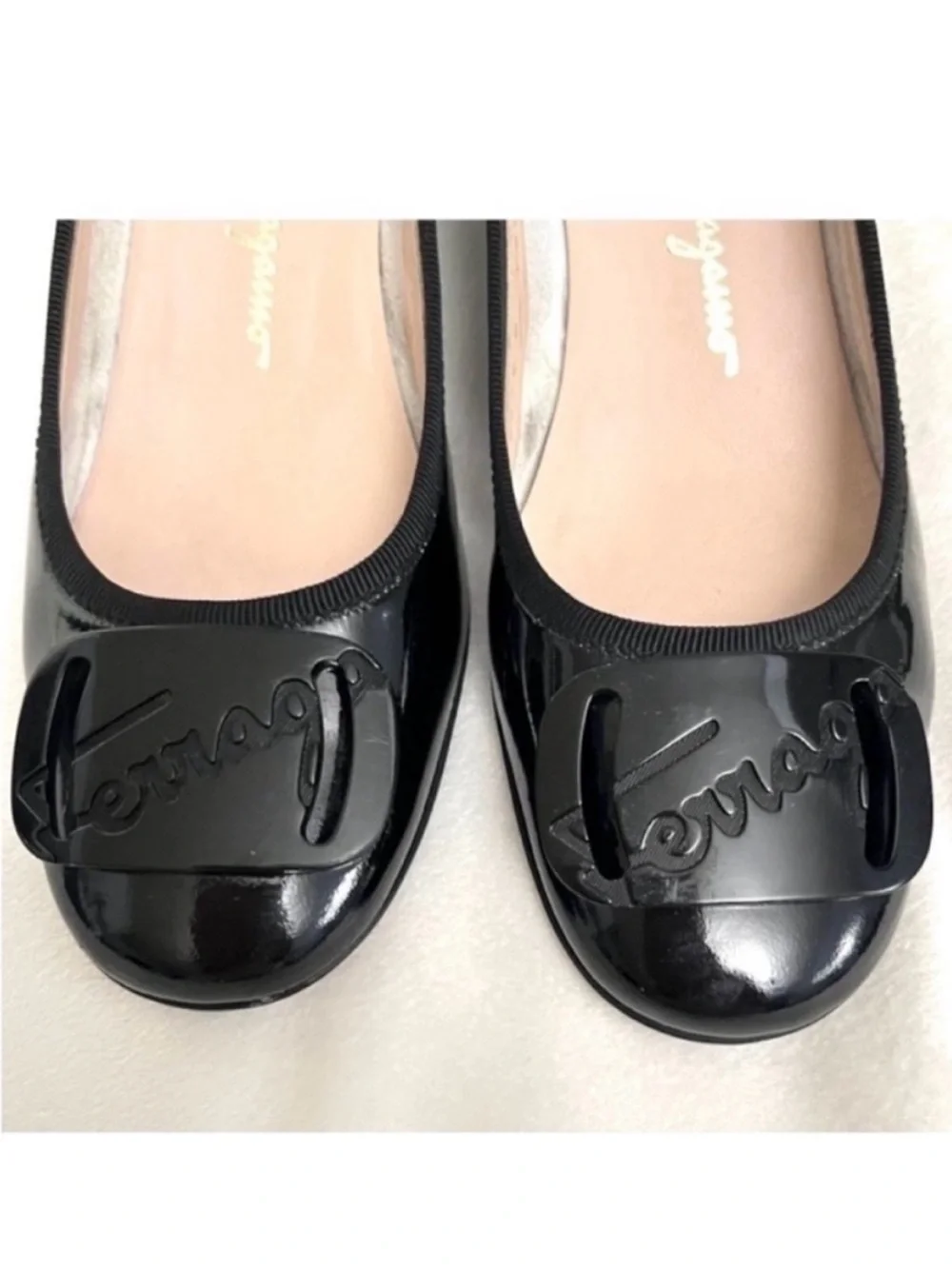 Salvatore Ferragamo My Charme Black Patent Vara Logo Ballet Flats Size 7B